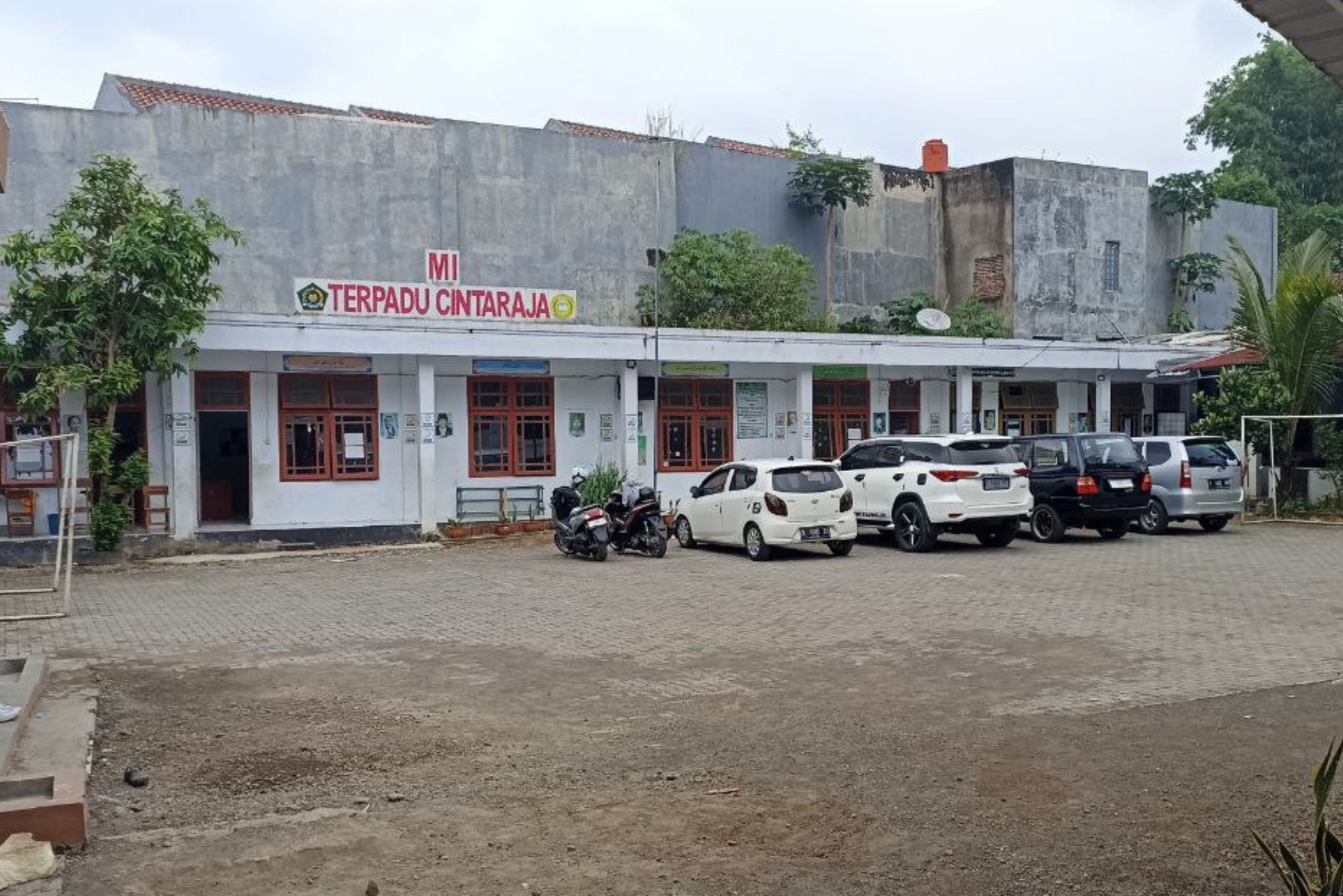 Pondok Digital Cintaraja: Gerakan Literasi Digital dari Pinggiran Negeri